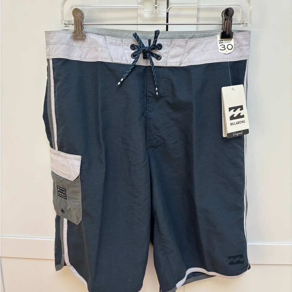 Billabong Men's Navy and Gray Board Shorts Size 30 NWT Outdoor Beach Surf